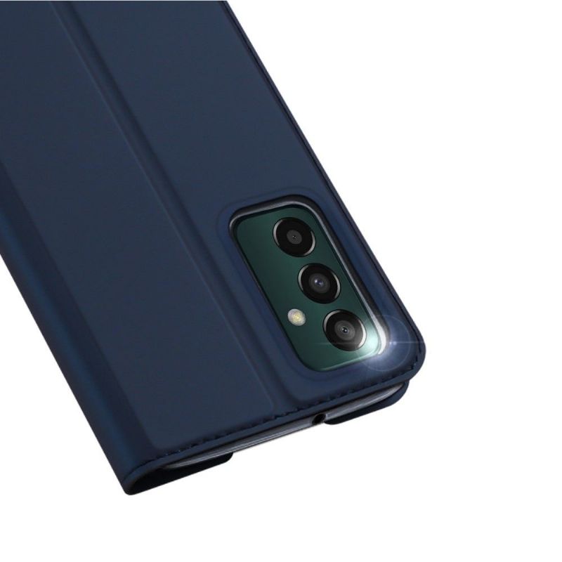 Kožené Pouzdro Na Samsung Galaxy M13 Obchodní Saténový Efekt