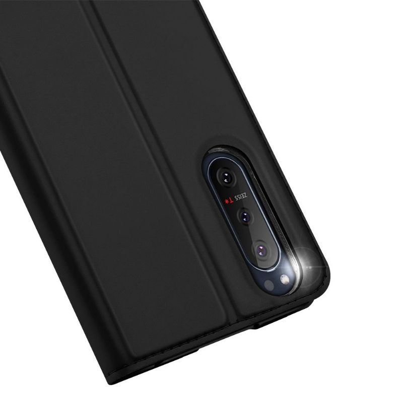 Kožené Pouzdro Folio Na Sony Xperia 5 II Obchodní Saténový Efekt
