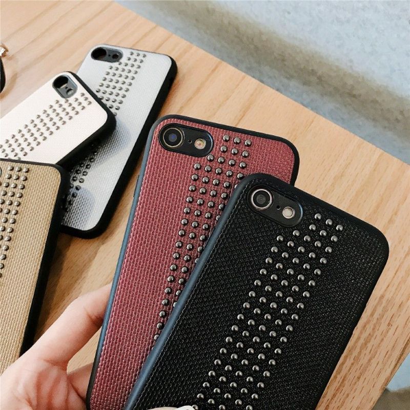 Kryt Na iPhone SE 2022 Kožený Efekt Nýtů