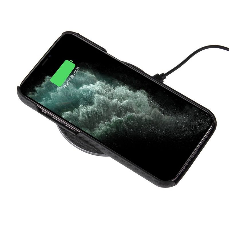 Kryt Na iPhone 12 / 12 Pro Karbonový Styl