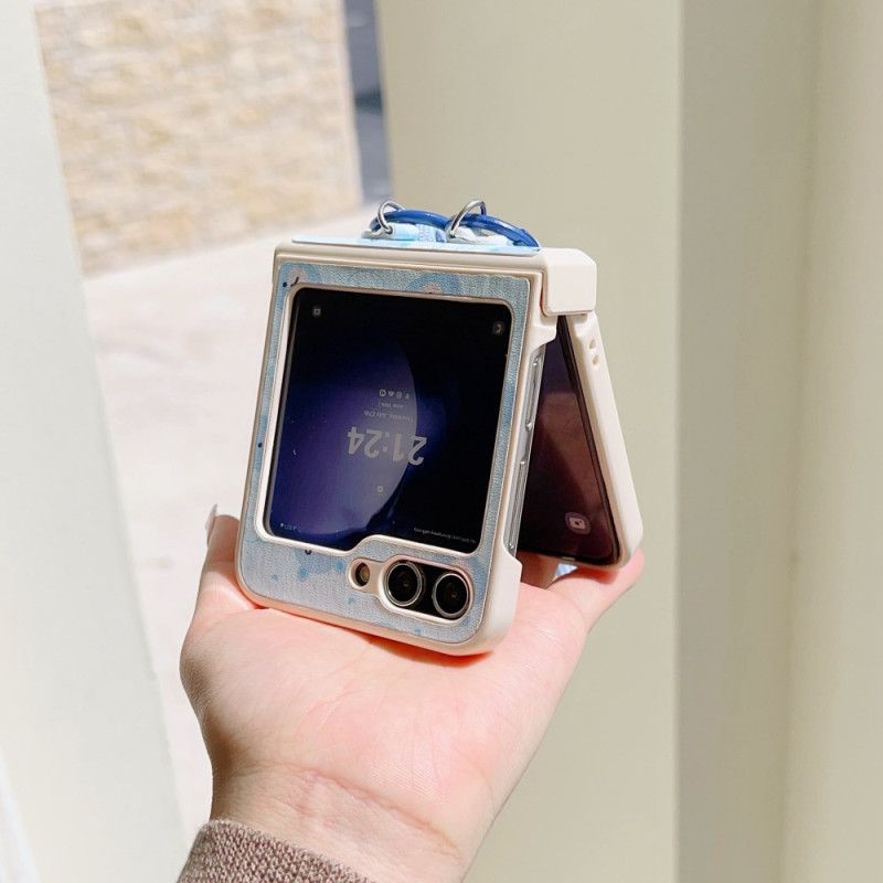 Kryt Samsung Galaxy Z Flip 7 Fe Medvědí Vzor A Řemínek Na Zápěstí