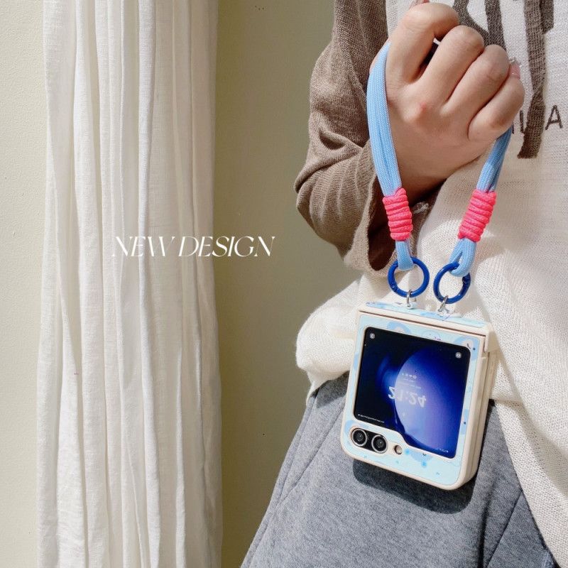 Kryt Samsung Galaxy Z Flip 7 Fe Medvědí Vzor A Řemínek Na Zápěstí