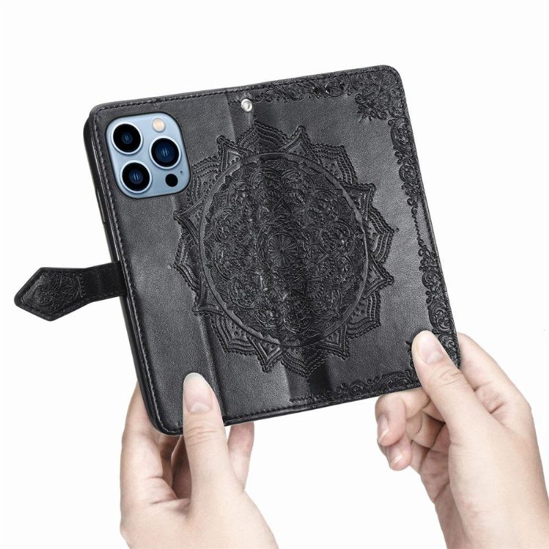 Flipové Pouzdro Na iPhone 13 Pro Mandala S Reliéfem Z Umělé Kůže